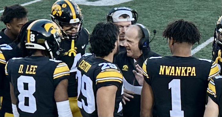 coolburt's tweet photo. @cdejean23 Phil never stops coaching https://t.co/6JWx7j7KrV