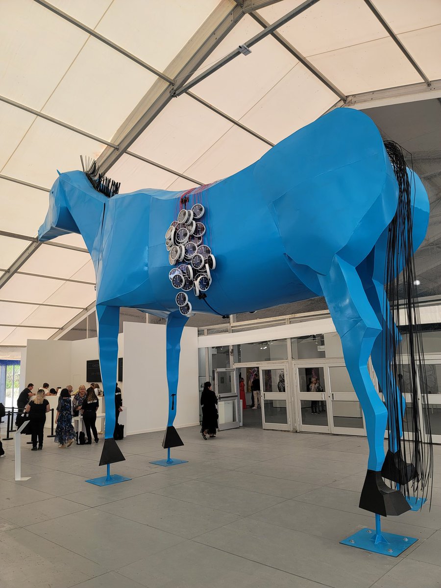 Nile_Fortner's tweet photo. First Day of SCOPE Miami Beach Art Fair 2023 🏖🌴🎨 @SCOPEArtShow

#SCOPEMiamiBeach #SCOPE #SCOPEArtShow #MiamiBeach #Art #Artwork #Artists #ArtShow #Event #SouthBeachMiami #SouthBeach #ArtoftheDay #ArtBasel #ArtBaselWeek #ArtBasel2023 #MiamiFL #MiamiFlorida #TuesdayThoughts #FL https://t.co/jRDrU7ywr7