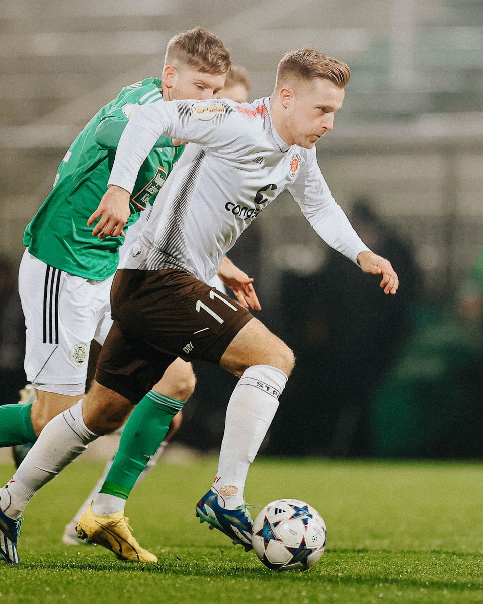 TheFootballFanf's tweet photo. FULL TIME🚨🚨

St Pauli take care of Homburg in the Round of 16 of the DFB Pokal beating Homburg 4-1 away. Marcel Hartel was the Man of the Match for St Pauli with his goal and assist. St Pauli move on to the Quarter-final of the German Cup.🇩🇪

#DFBPokal/#Homburg https://t.co/XqkKvNgDHu