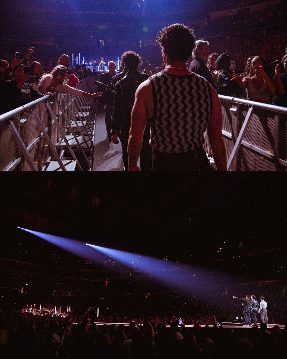 jonasbrothers's tweet photo. Thank you for a memorable second show in DC!

We can’t believe there are only 3 shows left until the North American leg of #THETOUR is over. It’s been such a dream playing for all of you each night. https://t.co/nj5udr7xn7