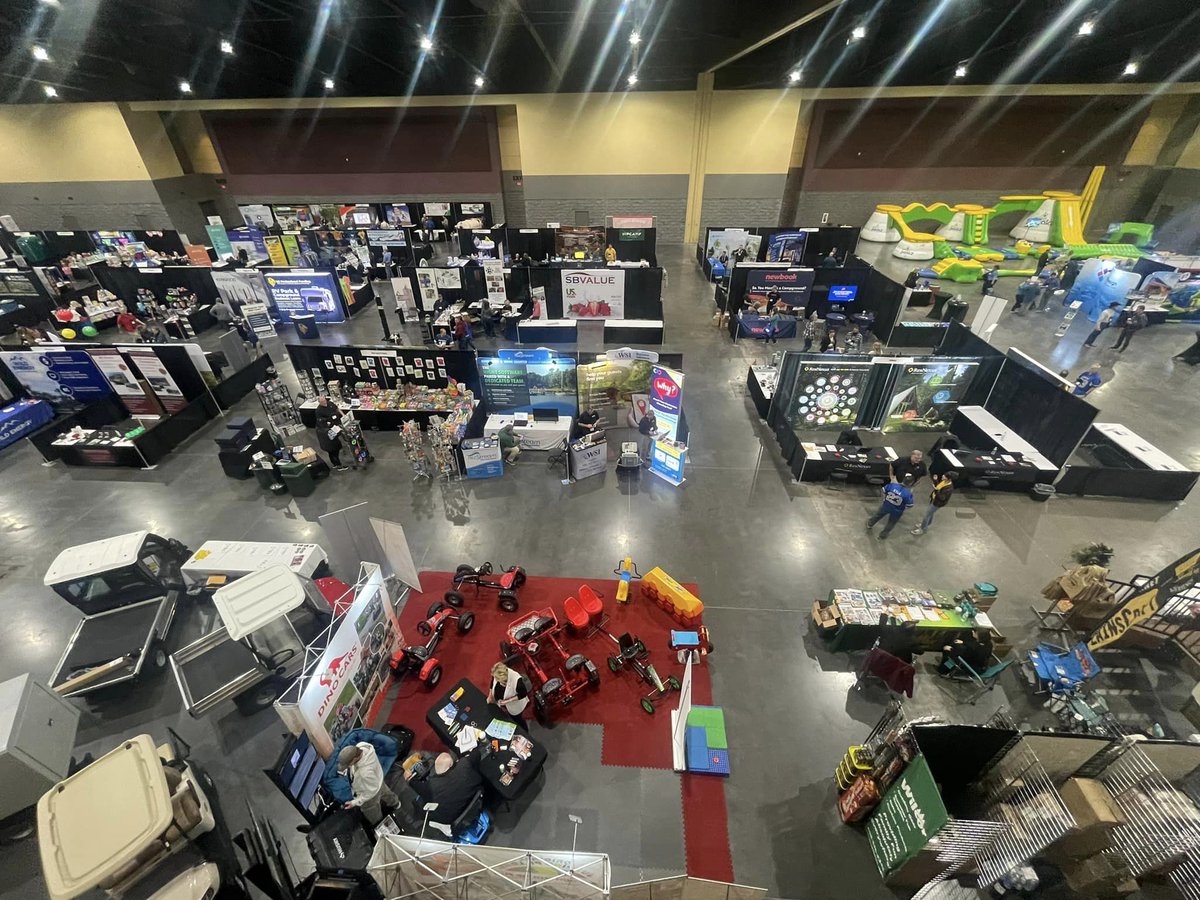 Branson Convention tweet media