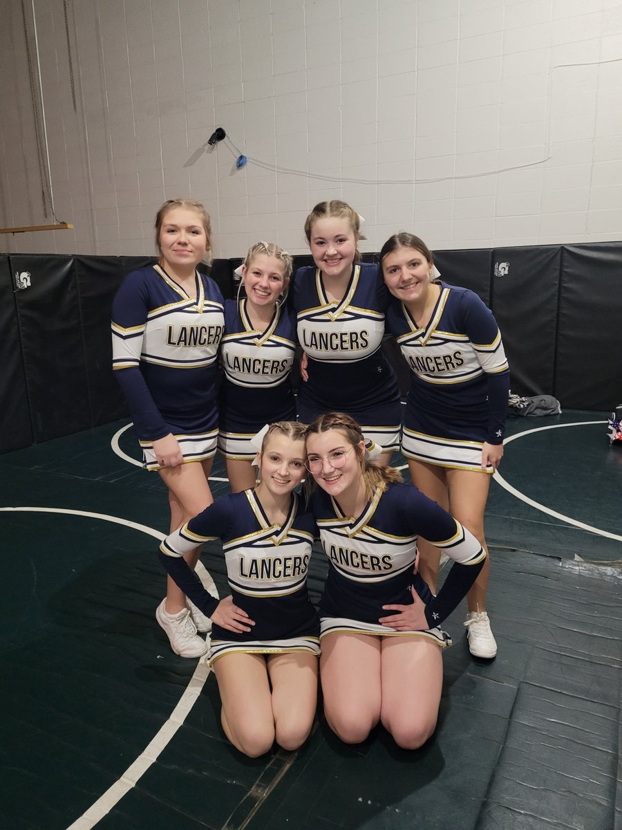 StPX_cheer's tweet photo. First Basketball Game of the Season!! Let's Go Lancers 🏀 https://t.co/L9AZ72Ms4W