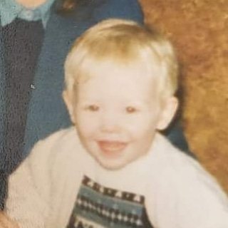 Well I'm 47 today, good grief, only seems two minutes ago I was like this 🥴