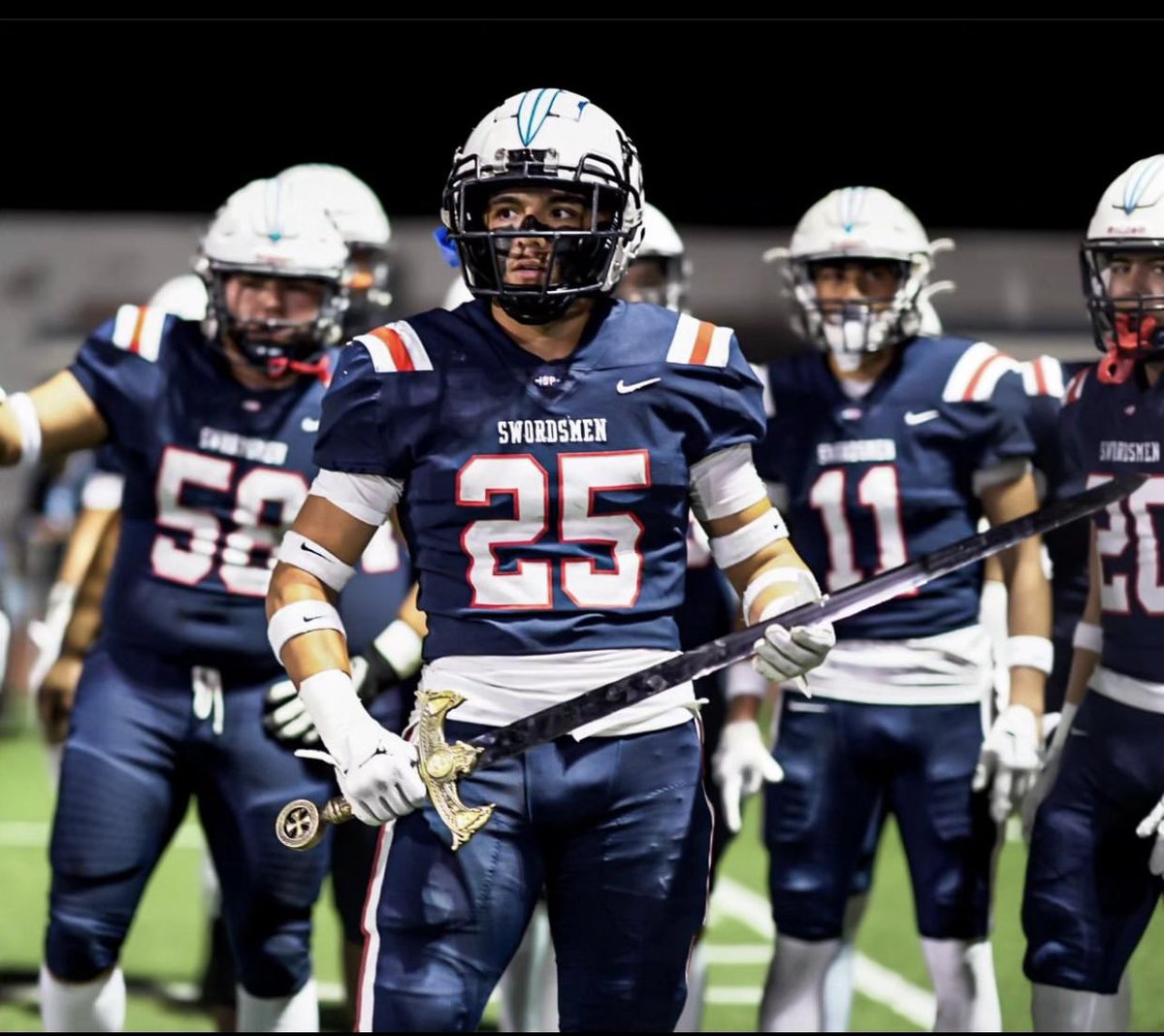 💥Full Senior Szn💥
1st Team All League 
6’0/205/RB
@StPaulF00tball <a href="/AgentDash74/">Mike D!⚔</a> <a href="/cupofjaytee/">JayTee Torres</a> <a href="/CoachDHernandez/">Coach Daniel Hernandez</a> <a href="/GabrielNDuarte_/">Gabriel Duarte</a> <a href="/James_Escarcega/">James Escarcega 📈🏈🏀⚾️🥎 🤼🤽🏽‍♂️🏊🏼‍♀️🏌🏻⚽️</a> 

hudl.com/v/2M3fLk