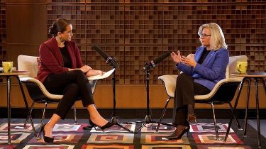 KSNewDemocrat's tweet photo. #NPRNews anchor #LeilaFadel interviewing #LizCheney about her book about #DonaldTrump and #MAGA. Liz Cheney really does represent the #GOP wing of the #RepublicanParty, not MAGA.
NPR News: “Republican Liz Cheney has made no secret of her criticism of...
https://t.co/gHCoA9SVHq https://t.co/ttCGsQoVUY
