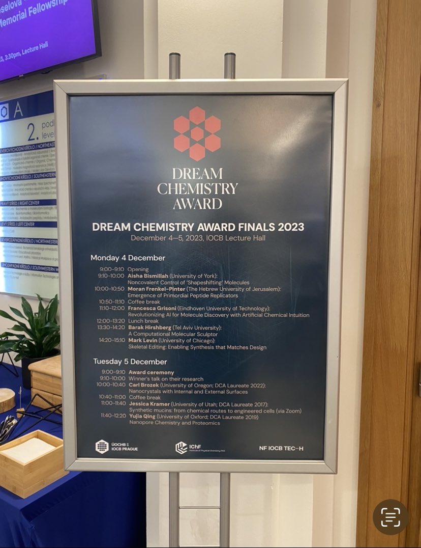 What an incredible few days✨❄️ Thank you to @IOCBPrague and the organisers for hosting the 10th #DreamChemistryAward! Super proud to be a finalist, win the Top 5 prize, meet amazing scientists and hear about some cool dreams and ideas 🎉💭🥳💡 @ChemistryatYork @mcgonigalgroup