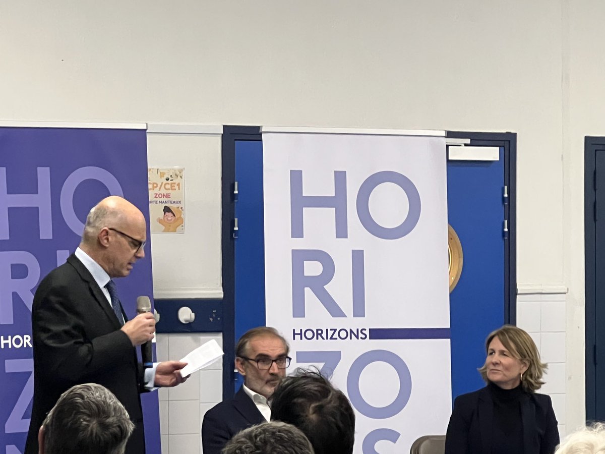 horizons_hds's tweet image. Belle mobilisation dans les #HautsdeSeine pour le lancement du comité horizons de #Puteaux. @HorizonsLeParti se déploie et se structure sur notre territoire. Merci à tous les adhérents pour leur présence active. On continue à grandir ensemble ! @AvecEdPhilippe