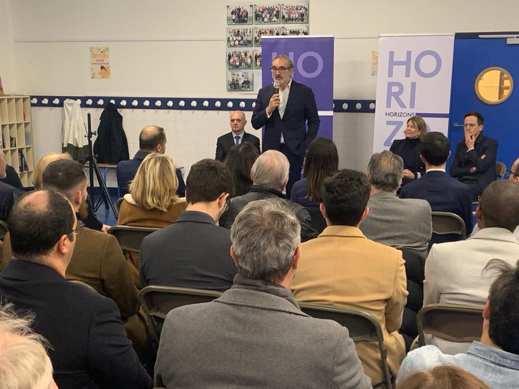 horizons_hds's tweet image. Belle mobilisation dans les #HautsdeSeine pour le lancement du comité horizons de #Puteaux. @HorizonsLeParti se déploie et se structure sur notre territoire. Merci à tous les adhérents pour leur présence active. On continue à grandir ensemble ! @AvecEdPhilippe