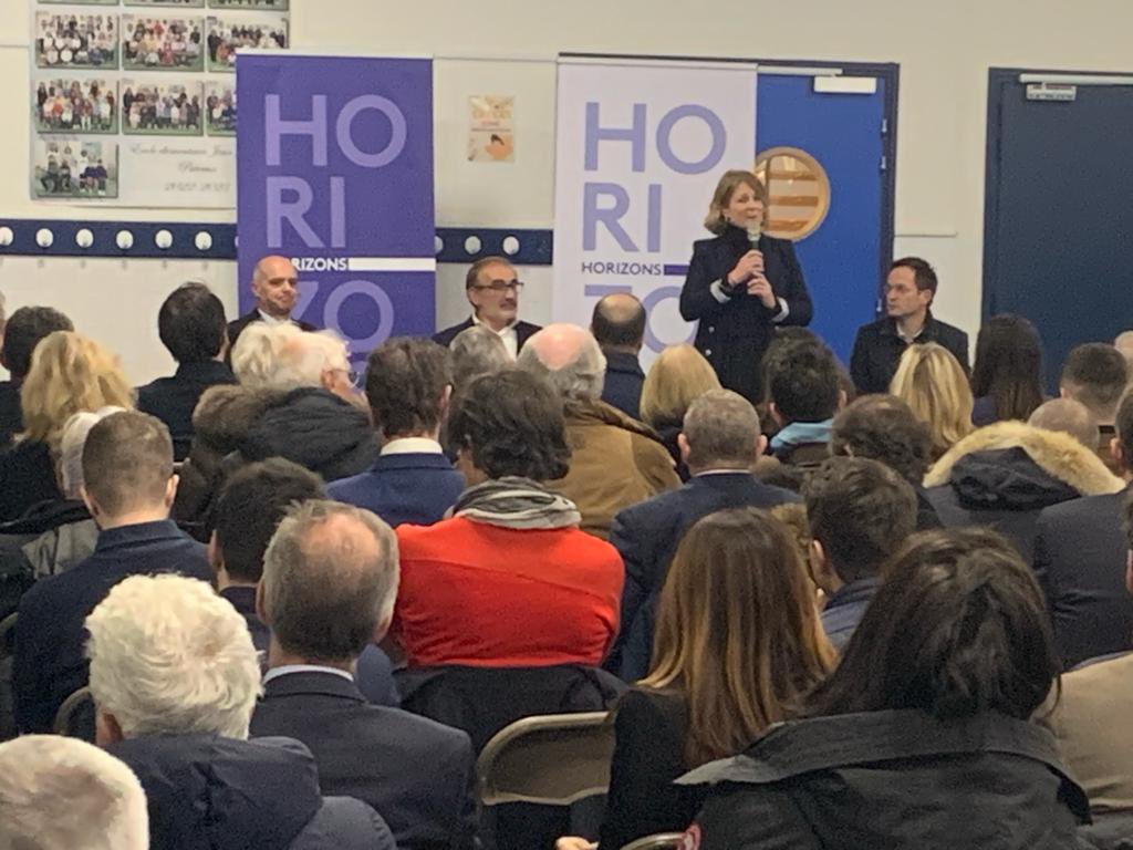 horizons_hds's tweet image. Belle mobilisation dans les #HautsdeSeine pour le lancement du comité horizons de #Puteaux. @HorizonsLeParti se déploie et se structure sur notre territoire. Merci à tous les adhérents pour leur présence active. On continue à grandir ensemble ! @AvecEdPhilippe