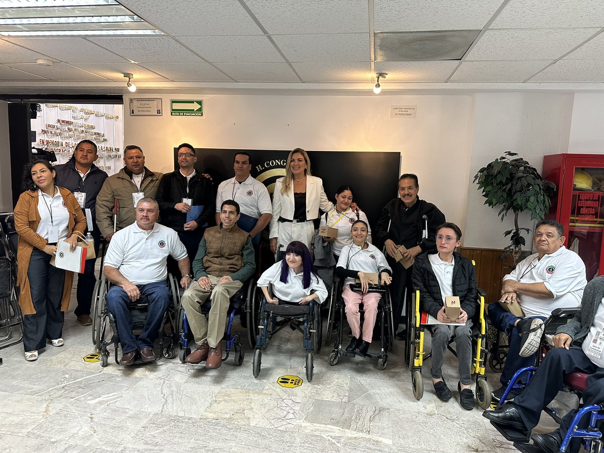 Estar presente en el primer Parlamento para la Inclusión de Personas con Discapacidad es un honor. 

Agradezco todas las voces participantes es de gran ayuda para seguir fortaleciendo y reforzar políticas públicas incluyentes. 

<a href="/CongresoSon/">Congreso Local Son</a> <a href="/RicardoLugoM1/">Ricardo Lugo Moreno</a> <a href="/BettyCotaPonce/">Betty Cota Ponce</a>