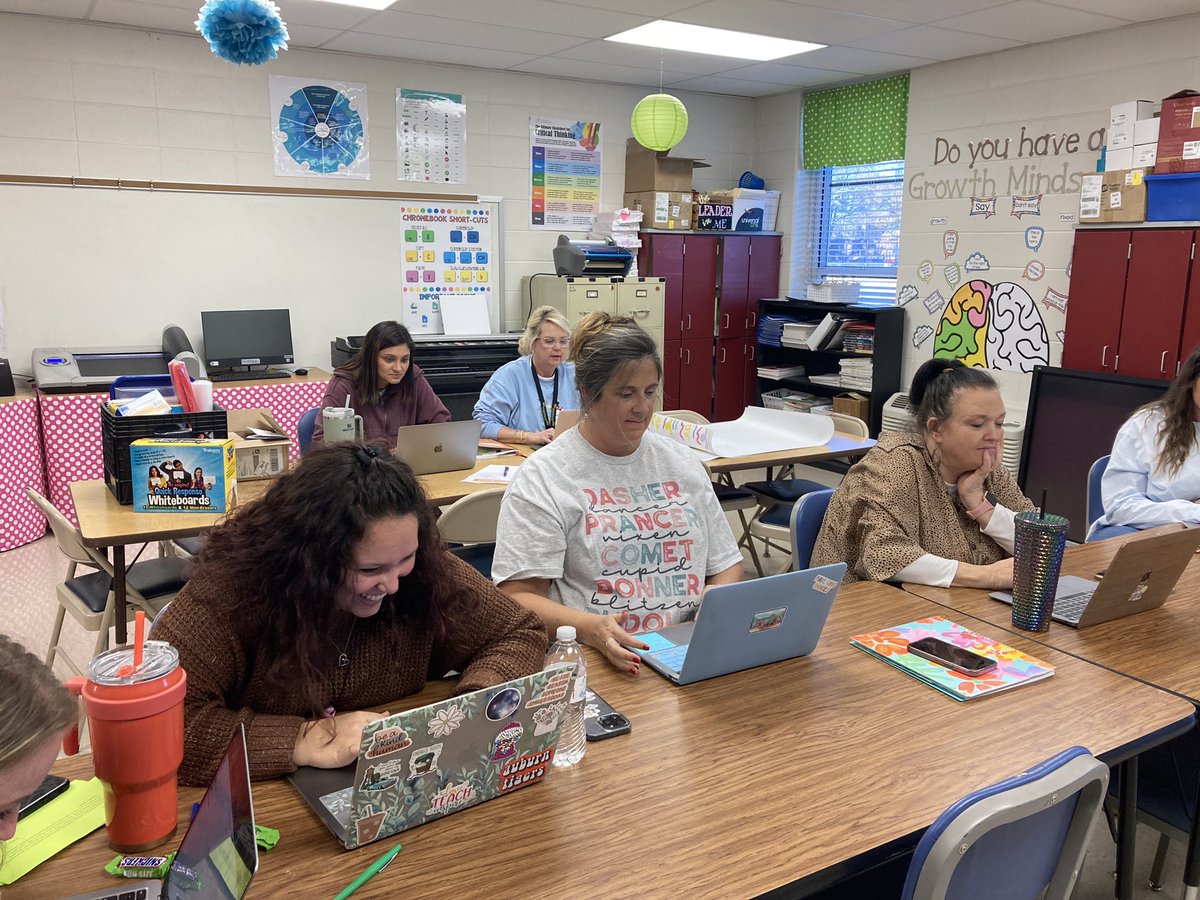 We had so much fun at the #Curilunch. I’m so excited to create engaging lessons for students! <a href="/curipodofficial/">Curipod</a> <a href="/BBCMES/">BBCES</a>