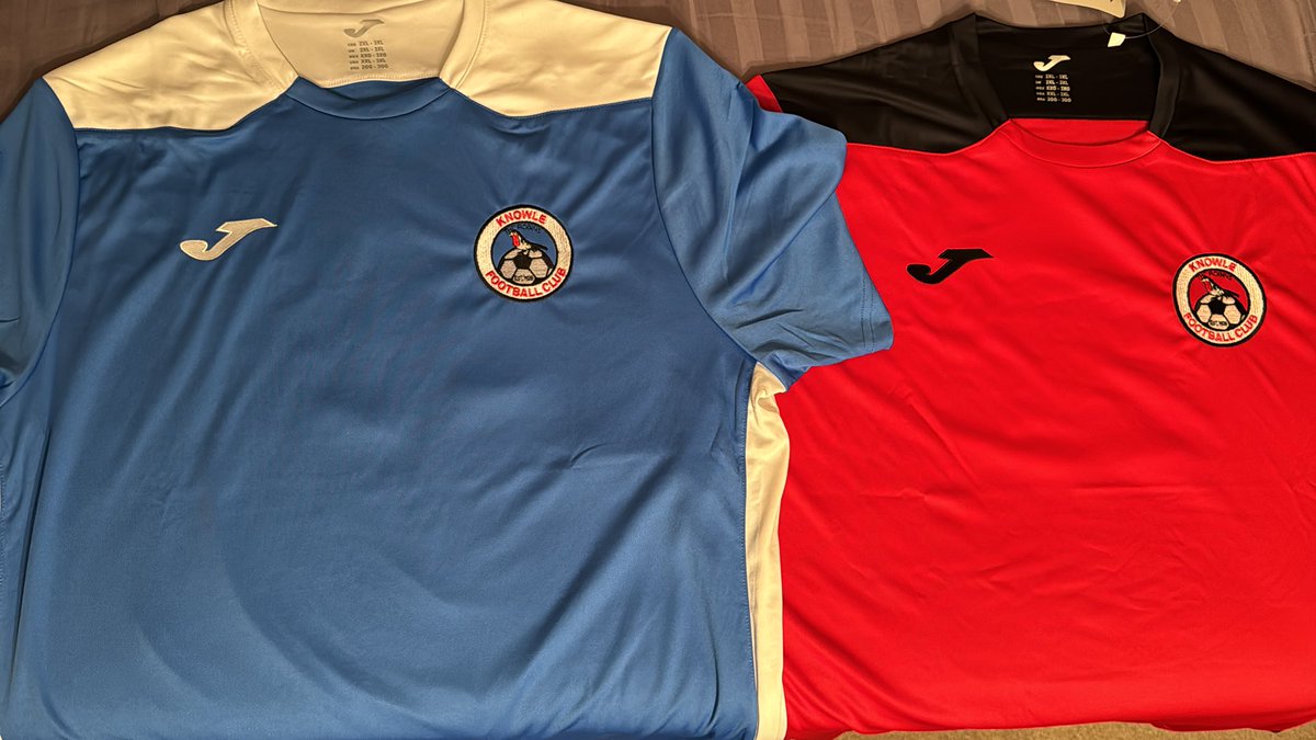 BenikageCasts's tweet photo. Just arrived today!
@Knowle_FC Home (left) and Away (right).
Up The Robins!
#NonLeague
#NonLeagueFootball
#GrassrootsFootball
#KnowleFC https://t.co/7iU8ENF1gv