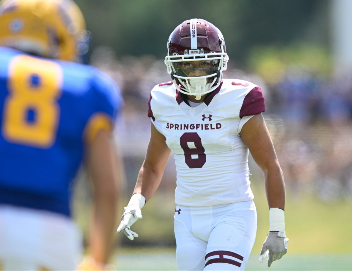 Awesome start of the week, seeing great players in New Hampshire 🐕, I Can’t wait to see some more unbelievable talent at the Black + Gray Showcase <a href="/Bridgton_Ftbl/">Bridgton Academy Football</a>! #WhySC 🔻🏈