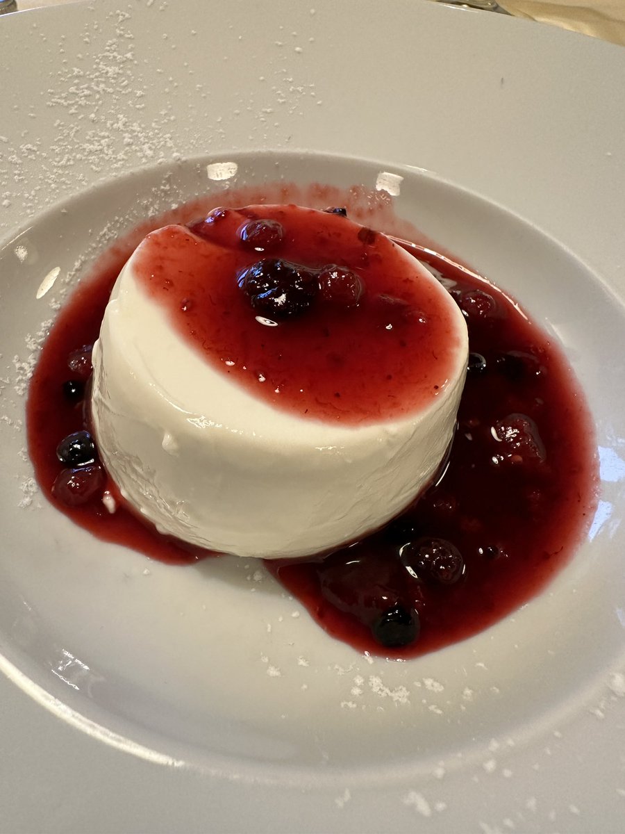 LisaRivera2207's tweet photo. A classic Italian #dessert and one of my favourites, panna cotta ai frutti di bosco 🤤 do you make room for dessert when you dine out? #food #italy https://t.co/DOk9JdW8xV