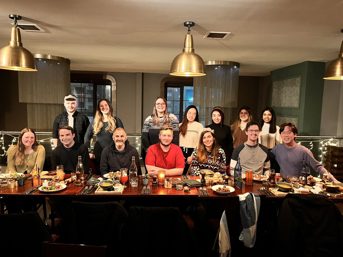 amosliang2's tweet image. The second joint Christmas dinner between the Liang and Swatek labs. Both of our labs have come a long way since the first year! Grateful for everyone that takes a leap of faith in joining our labs.