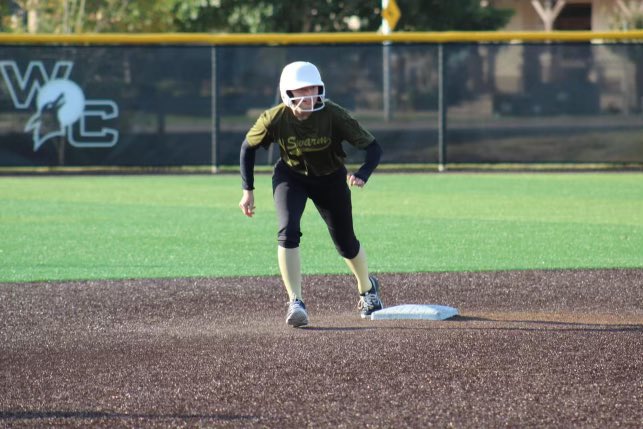 Laynie Davis tweet media