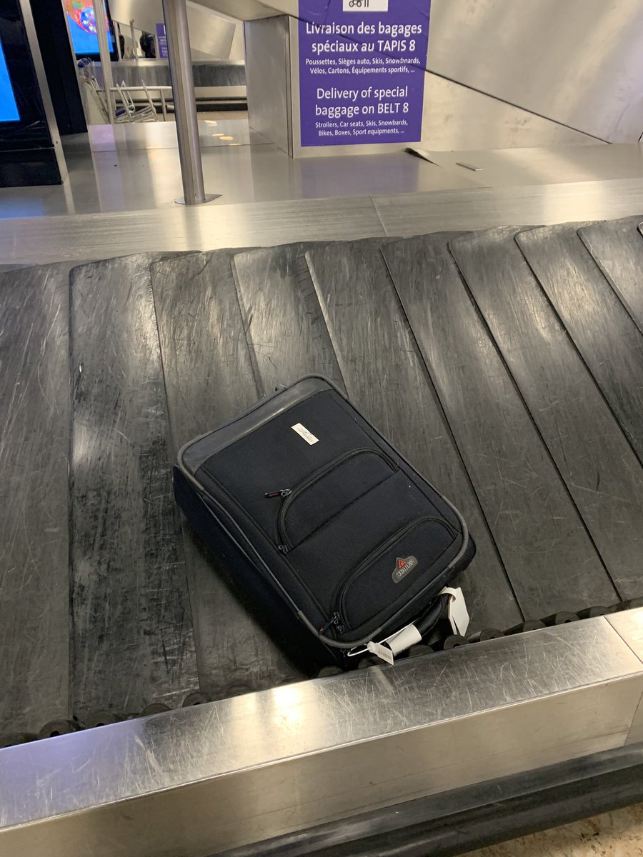 Reunited! Thanks <a href="/AirPortr_/">Airportr</a> for a great service with <a href="/easyjet/">easyJet</a> collecting my bag from home, checking it in on my behalf and ensuring it arrived at my destination airport Geneva on time. Now I can relax and focus on business

#easyJet #paxex #airlines #airtravel #businesstravel