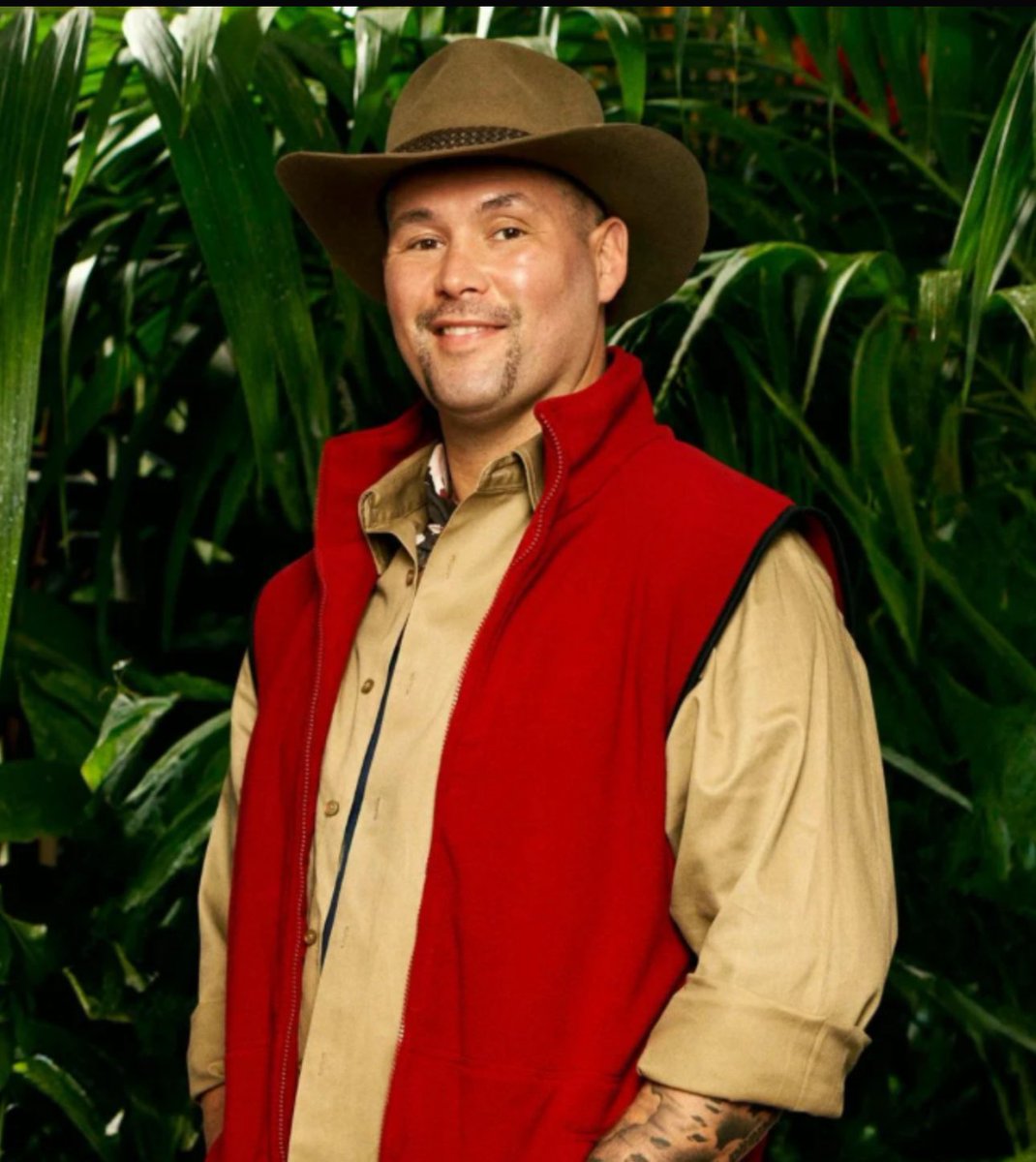 lifememes8's tweet photo. My final 4 .. would love to see them all do the cyclone  #ImACeleb https://t.co/W9xNw0cMU8