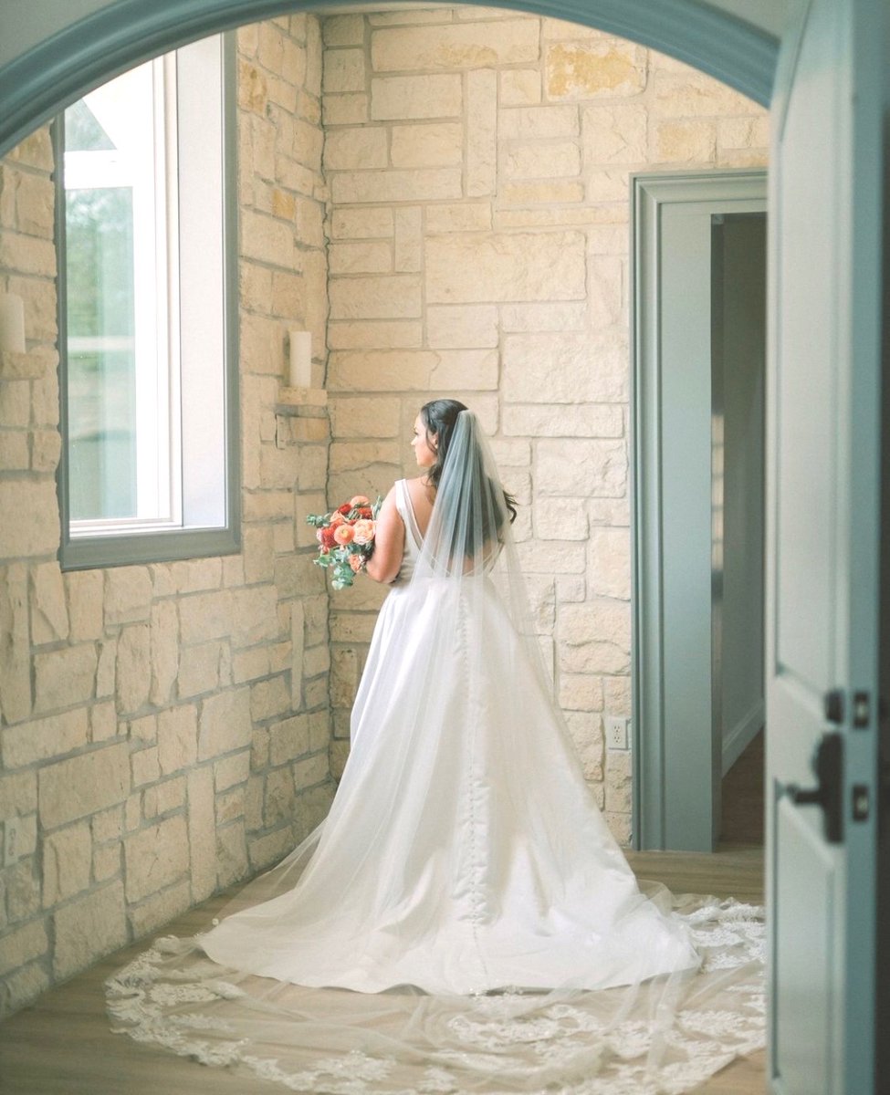 We love seeing the POV of photographers. Obsessed with the detail of this photo 😍

Photo: @lesliemargaritaphoto 
Planner: @houston_soiree 
Floral: @collegeparkflowerstx 

#BriscoeBride #BridesofHouston #HoustonWeddingVenue 
#BriscoeManor #BeyondMagical