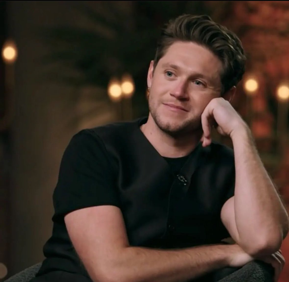 niallernroses's tweet photo. me thinking about niall horan all day long https://t.co/7iE5xG7Bxh