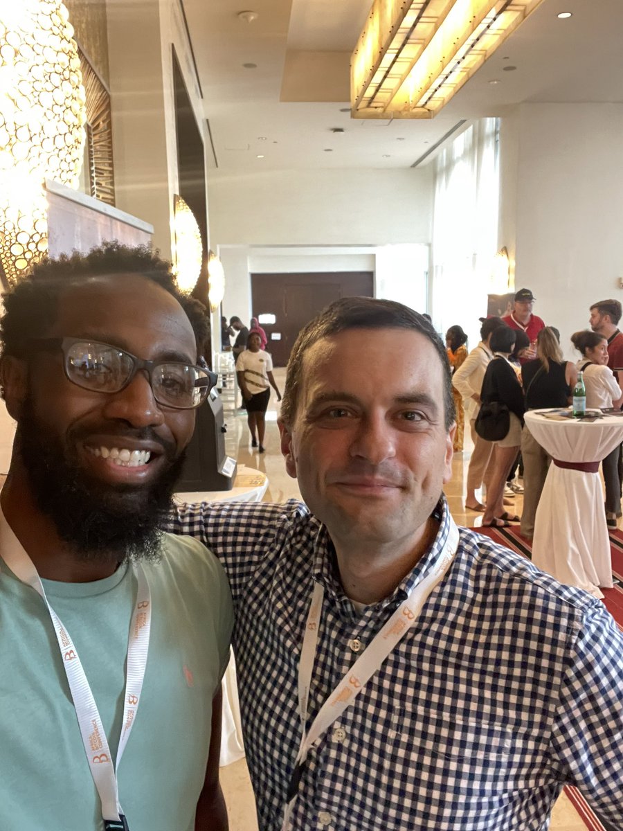 Bitcoin_Vegan's tweet photo. Ran into @frankcorva and didn’t know it was him.
Frank you are a genuine man. It’s a pleasure to know you.
@AfroBitcoinOrg
#ABC23
#Bitcoin https://t.co/eDx7rhfrwk