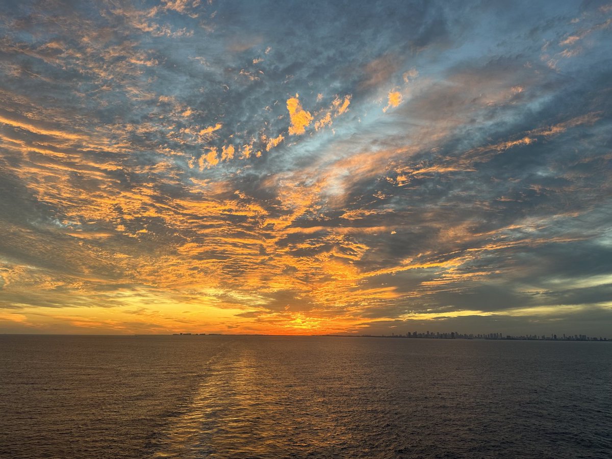 Mike_Reiter's tweet photo. Nothing beats a cruise sunset https://t.co/1YRww1Y5Yn