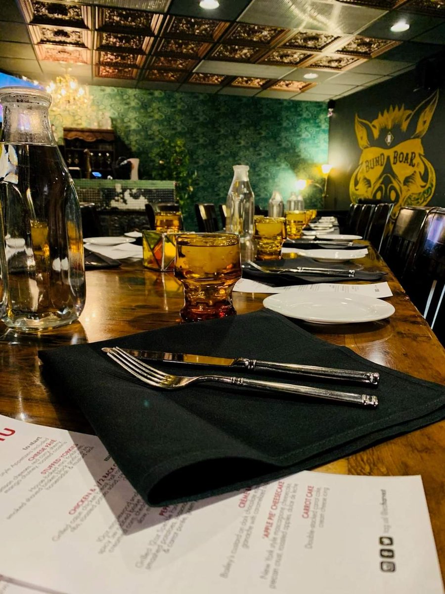 We love party season!

You can check out our party package online eatharvest.ca/party

We also offer family meals on takeout which are great options for entertaining guests at home without having to actually cook!

To book, call 306-297-3315 or email party@eatharvest.ca