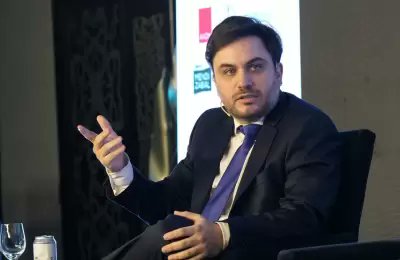 Augureador's tweet photo. Desde esta cuenta manifiesto mi total apoyo a @RAMIROMARRA y exigo que le den un cargo como el que se merece. El hizo mucho por la libertad Avanza y esta desde el principio del partido. Es un acto de traicion de milei cambiarlo por jxc cuando marra lo banco siempre. https://t.co/rumfWZpTKn