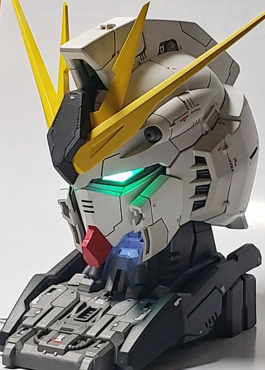 MS44TW's tweet photo. #あなたのプラモの製作から完成まで見せて下さい
#νガンダム https://t.co/QwzxPepQuT