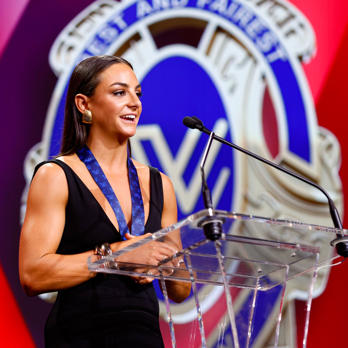 Hostplus (@hostplus) on Twitter photo Five from five…what a legend! 👑💛
<a href="/moniiquecontii/">Monique Conti</a> has done it again, winning her fifth consecutive @richmondwomens Best and Fairest. This follows her achieving <a href="/aflwomens/">AFL Women's</a> league's highest honour this year. She is a star on and off the field, inspiring us all with her sustained Five from five…what a legend! 👑💛
<a href="/moniiquecontii/">Monique Conti</a> has done it again, winning her fifth consecutive @richmondwomens Best and Fairest. This follows her achieving <a href="/aflwomens/">AFL Women's</a> league's highest honour this year. She is a star on and off the field, inspiring us all with her sustained