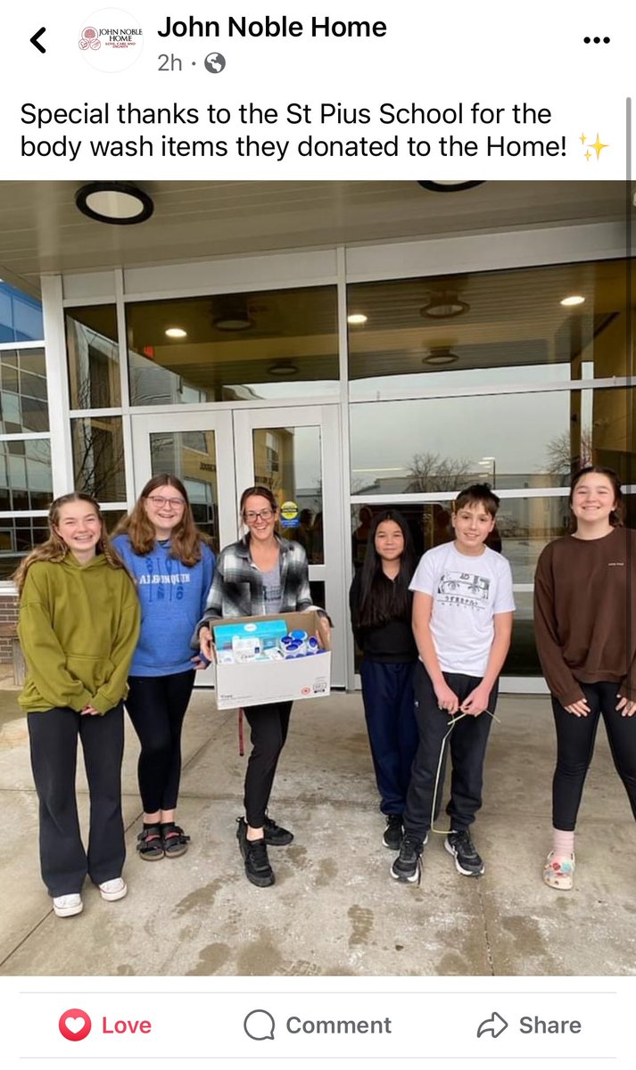 MsBondEA's tweet photo. Love that my Titan family was able to help collect body wash items to donate to my JNH family! This makes me and many residents very happy!! Thank you everyone ❤️🖤 #titanproud @piustitans #JohnNobleHome https://t.co/43bv6XWg9G