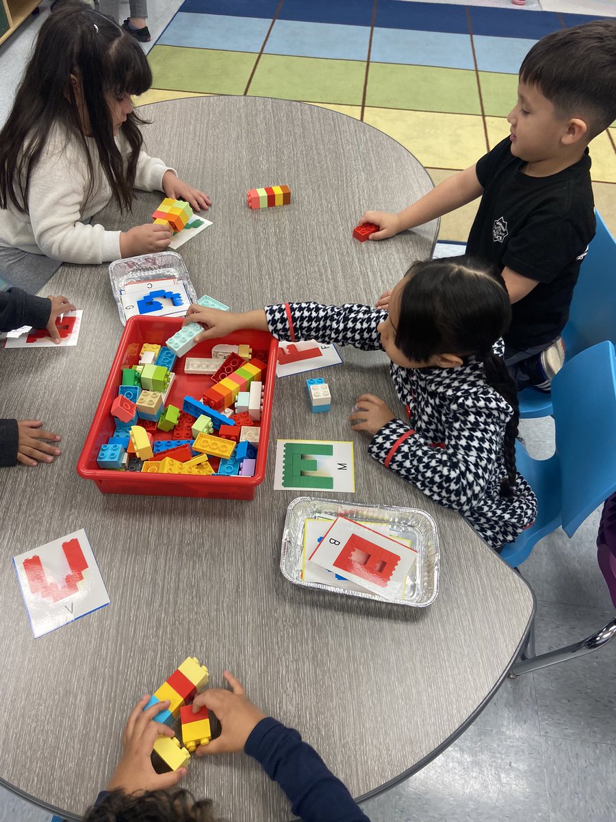 Jenny Coffey & Angelica Ray (Bilingual PreK) tweet media