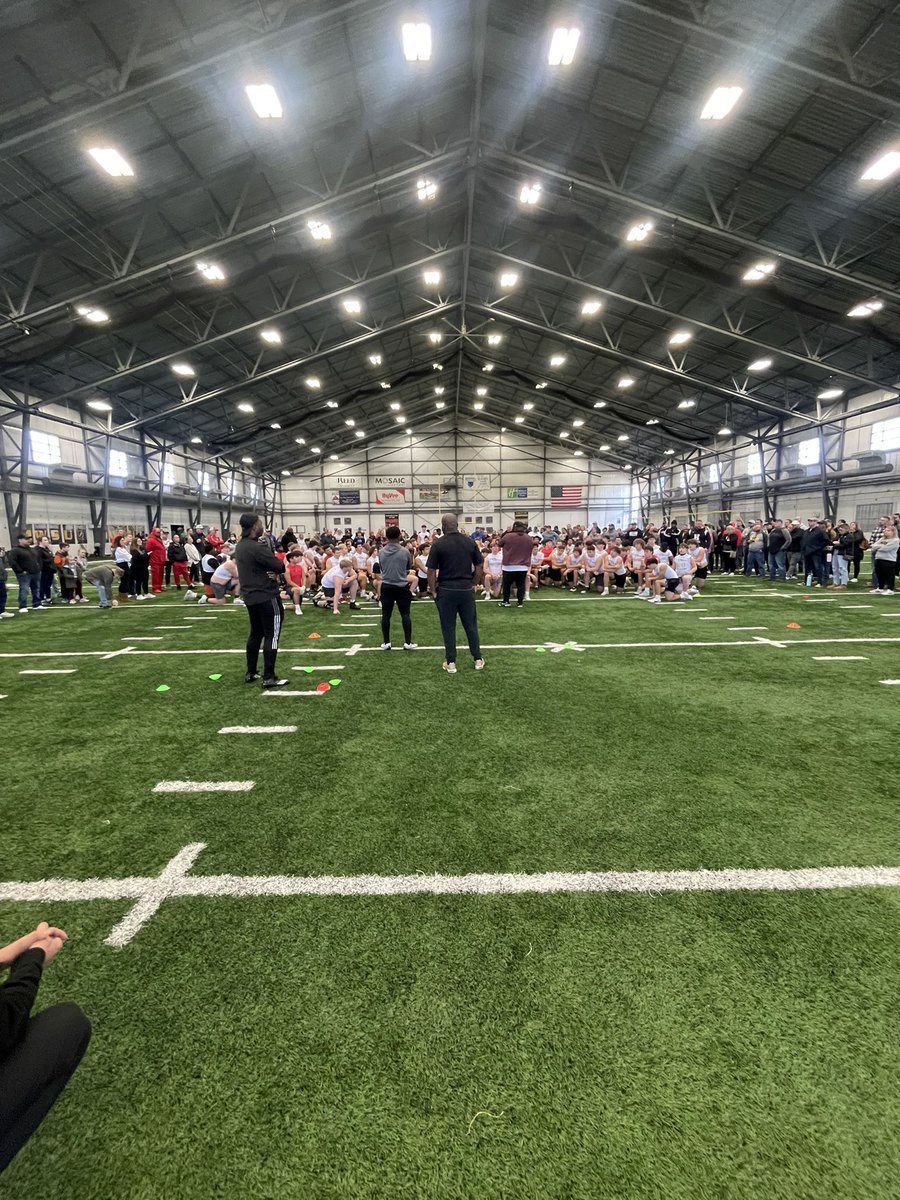 Had a blast sunday on the opening camp date of the season. Gonna be a GREAT year! @6starfootballMO @CoachPoe1914 @SherandJ @pierre_tucker @_elitespeed