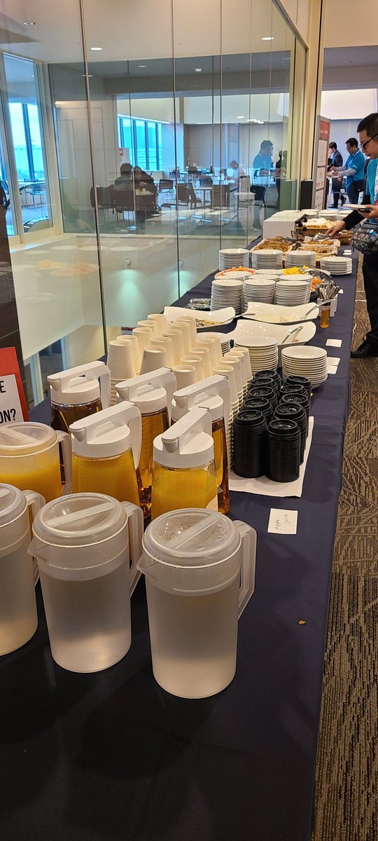 matt_zeus's tweet image. Open Source Summit Japan Day2
早く着いた方は、朝食をどうぞ♪
#ossj #ossummit #Linuxfoundation