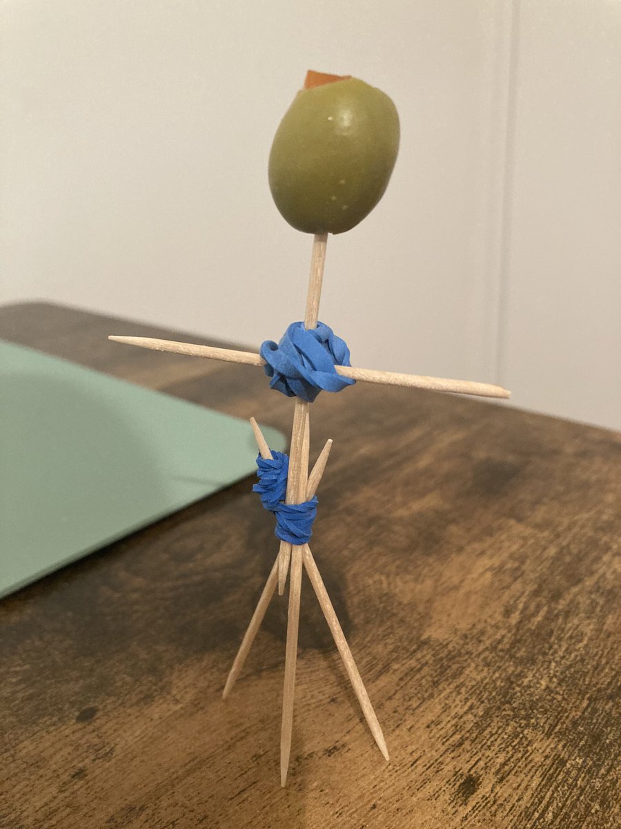 MikeyZee tweet media