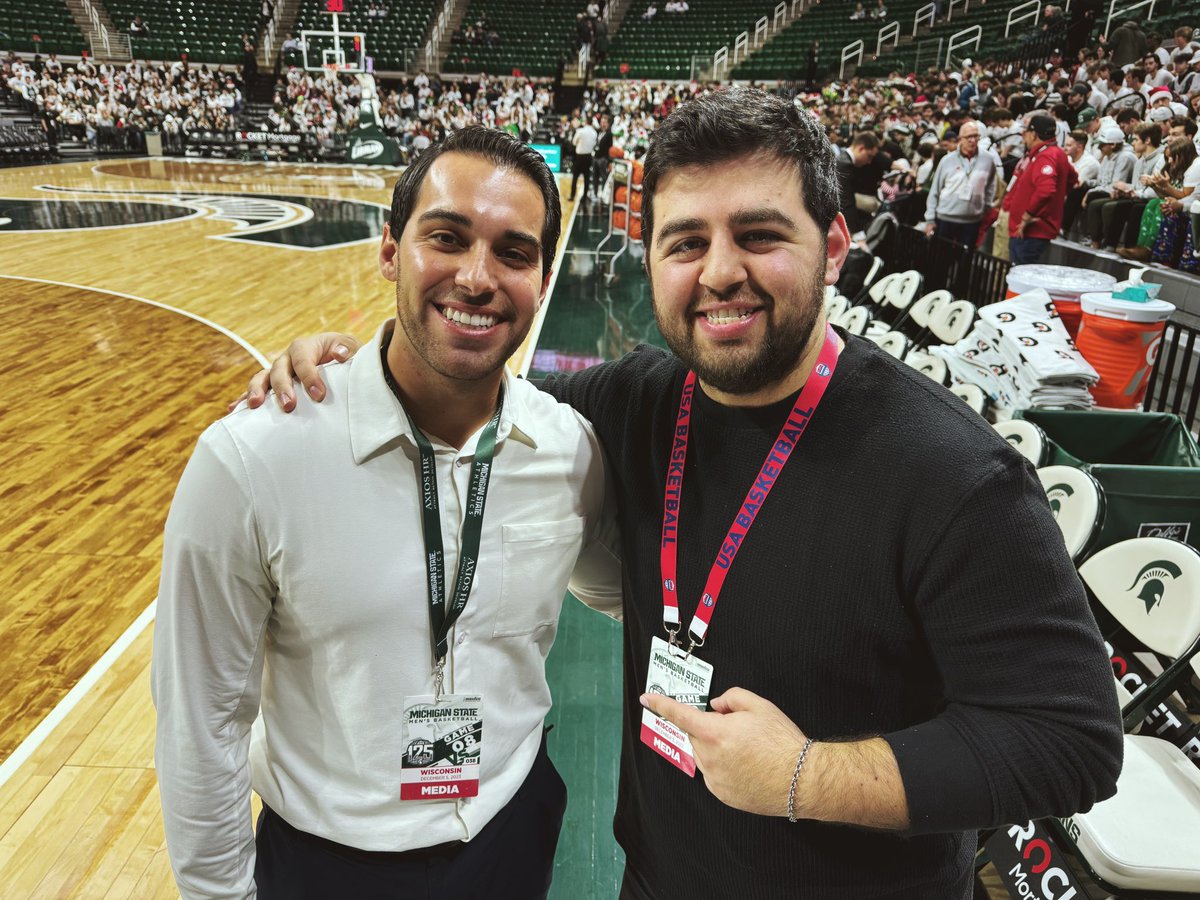 Jellis1016's tweet photo. The ESPN reunion we absolutely needed in East Lansing 🏀🤝 #TheCohort https://t.co/Qg9aNwFezH