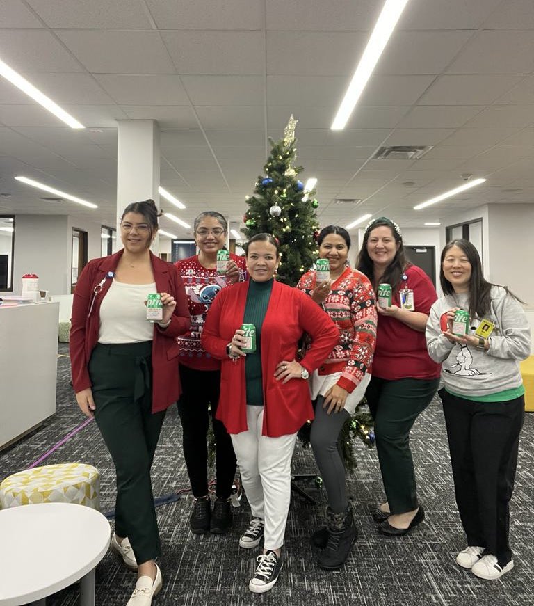 Altuntas (@mamuve22) on Twitter photo May your day be Merry and Bright! Wear red, green and white⦠and Sprite! <a href="/Martin_Mustangs/">Martin Elementary</a> May your day be Merry and Bright! Wear red, green and white⦠and Sprite! <a href="/Martin_Mustangs/">Martin Elementary</a>