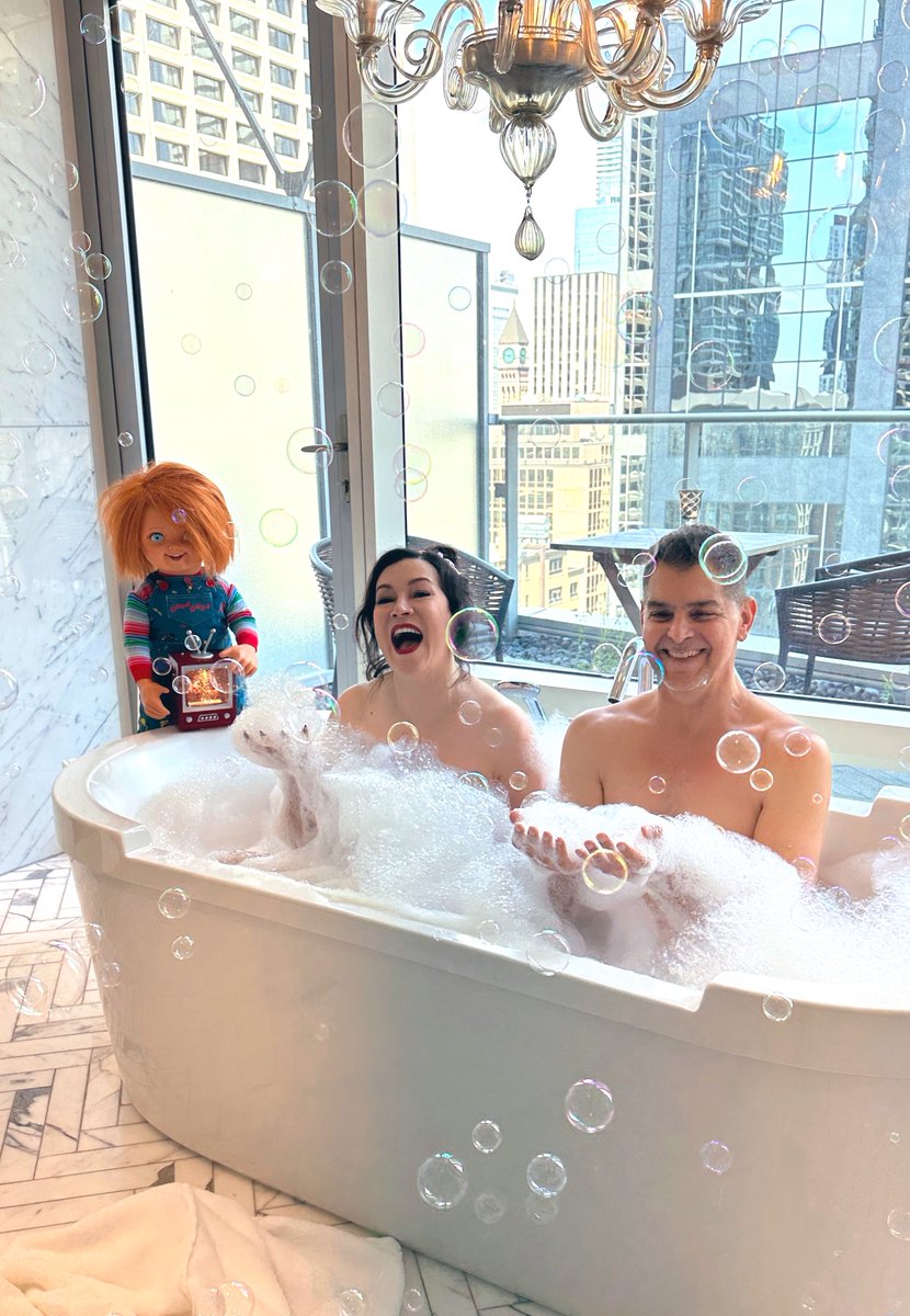 Happy #BathtubPartyDay! 🛁🫧📺