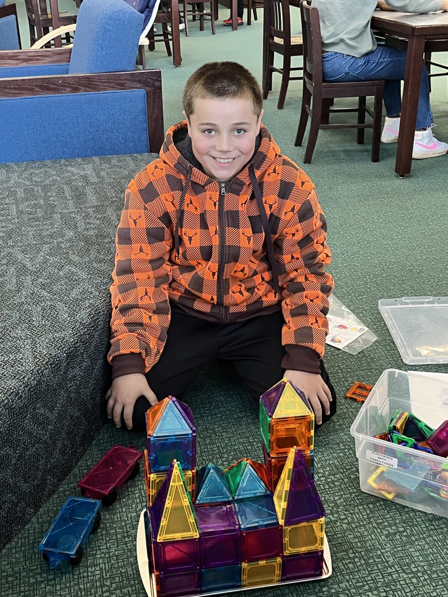 Lots of learning and collaboration going on in our STEAM Stations in the library today. <a href="/bristowelem/">Bristow Elementary</a>