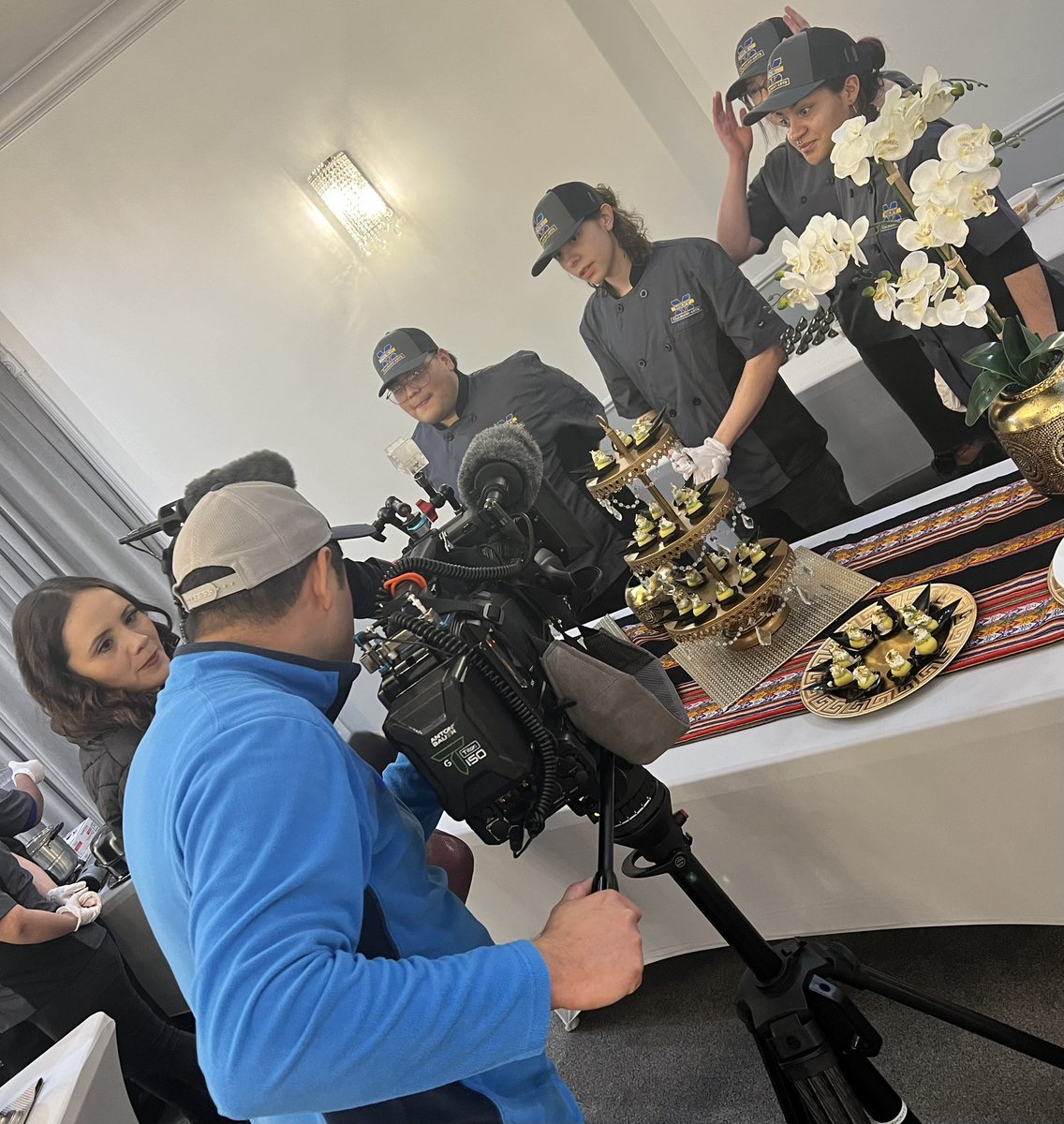 CulinaryMilby's tweet photo. Proud of our @CulinaryMilby students. Our team will represent @TeamHISD among Top #Houston #restaurants at the #College #Football #Playoffs at the Taste of the Champions @MinuteMaidPark with a “homemade char siu duck dumplings with mango tamarind glaze” @Milby_HS @KHOU @ProStart https://t.co/CLbRmknnqP