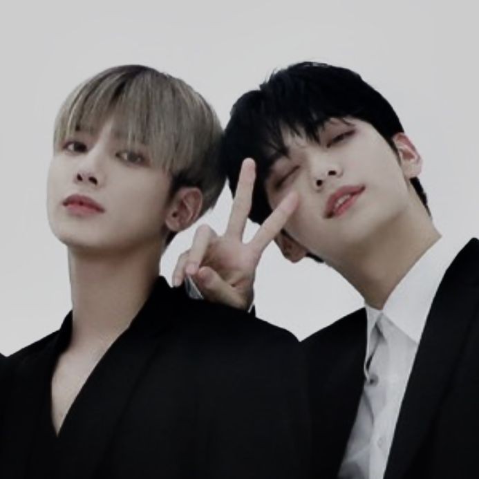 txtkardthinker's tweet image. coffee and muffin &amp;amp; trustiez
#SEPHWOO #TAEBİN