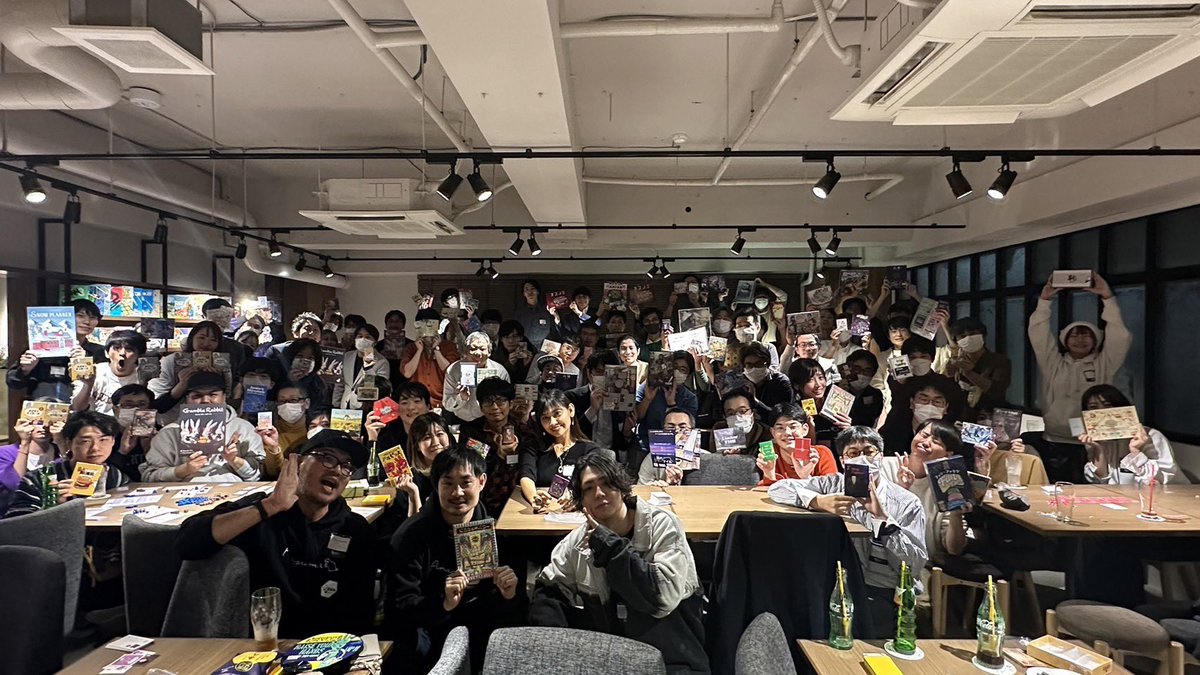 bbox_japan's tweet photo. #BBOX2023秋 2日目終了しました！

２日目も1日目と変わらない熱気で大盛況🔥はじめましての方も、お久しぶりの方もありがとうございました！！🙌
運営も我慢しきれず卓に入ってしまうほど素敵な新作でいっぱいでした！

次回BBOXは春ですが、まずは #ゲムマ2023秋 でお会いましょう！ https://t.co/ZmdeB9fLdP