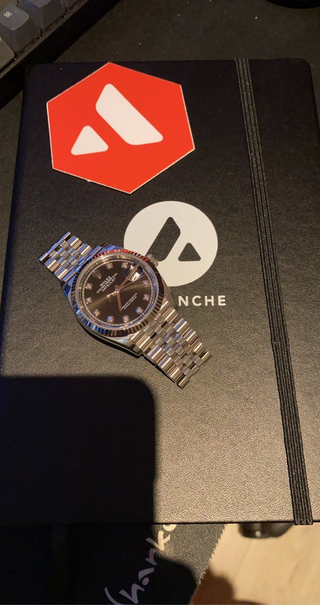 CynicalHateDAO's tweet photo. $AVAX IS PUMPING WE GIVING AWAY A ROLEX!

LIKE + RT + COMMENT TO ENTER! https://t.co/OilZ382UBg