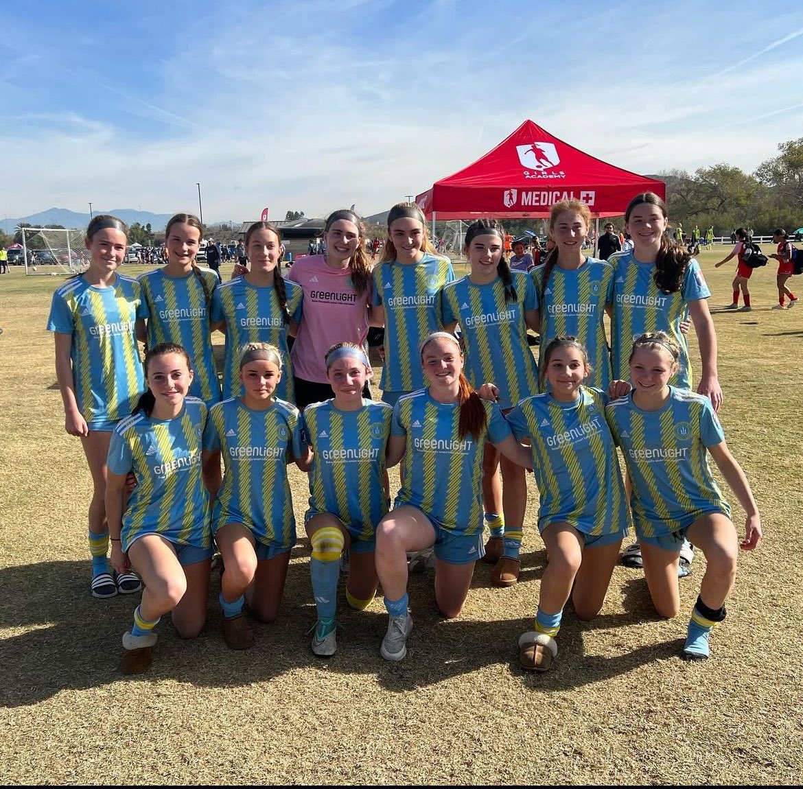 dege777's tweet photo. Just started a new coaching journey coaching  09 Ukies. Looking forward to being apart of this talented group of girls. Great week in California. https://t.co/UOOppWGr0W