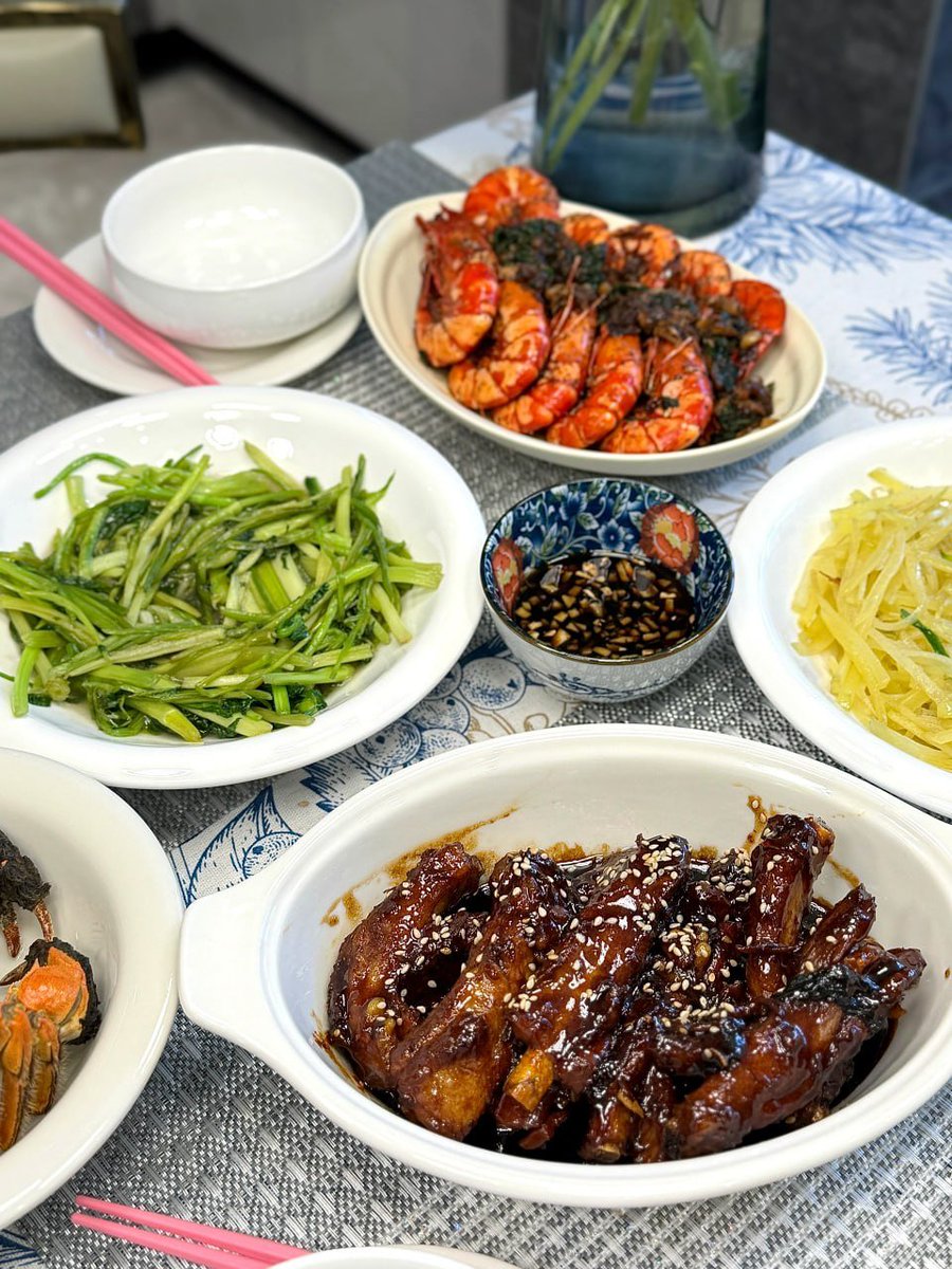 Alisha (@ndikumanayvesal) on Twitter photo 