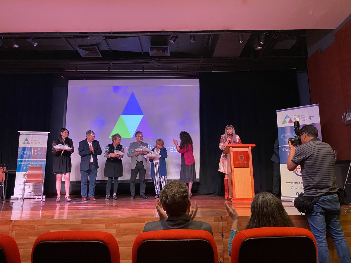 Felicitamos al Colegio de Mediadores de Chile AG (<a href="/ColmediaChile/">Colegio de Mediadores de Chile A.G</a>) por su 21° aniversario, que celebró el sábado recién pasado.
#DiaNacionalDelMediador