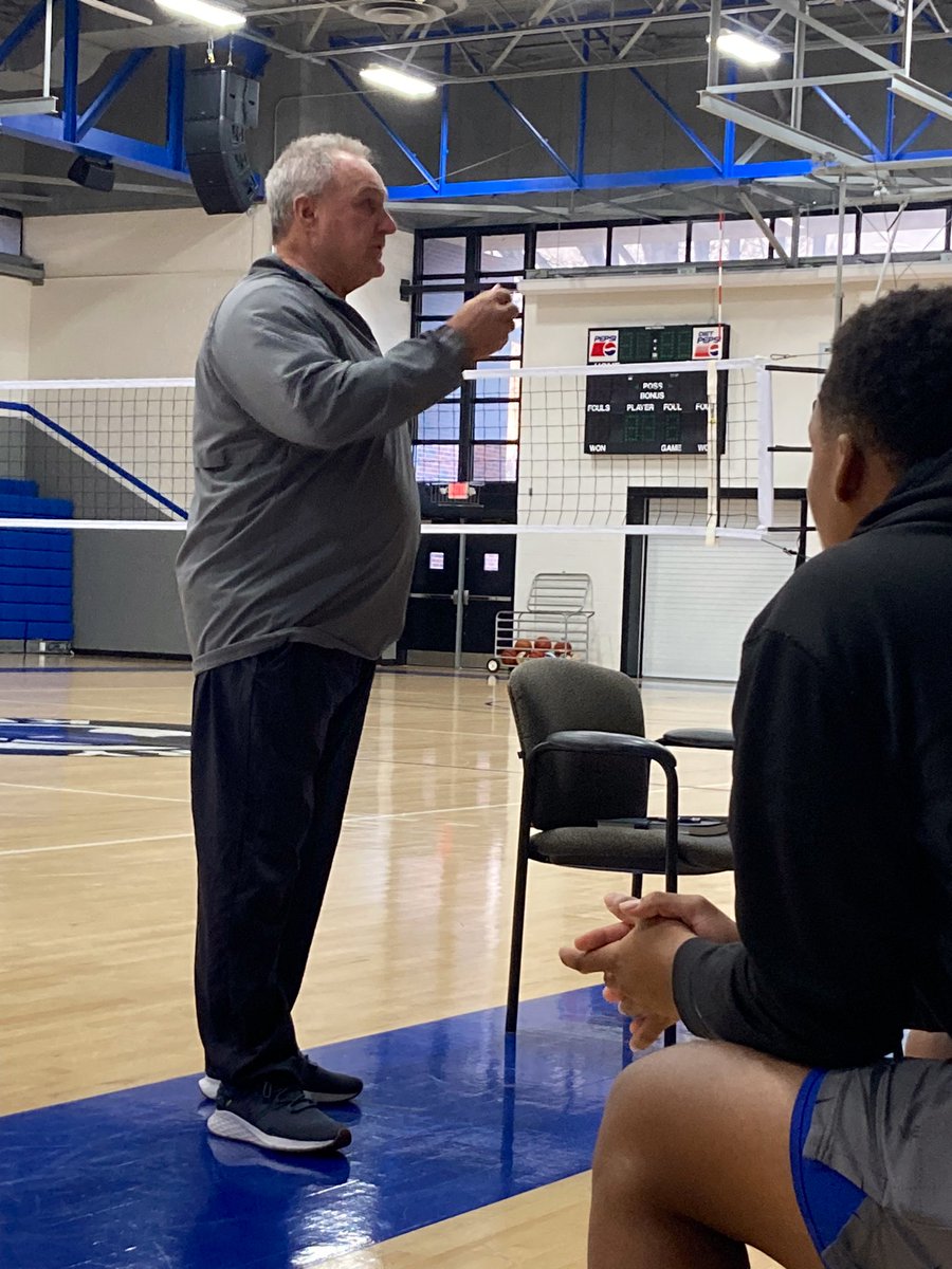 SurryKnights tweet media