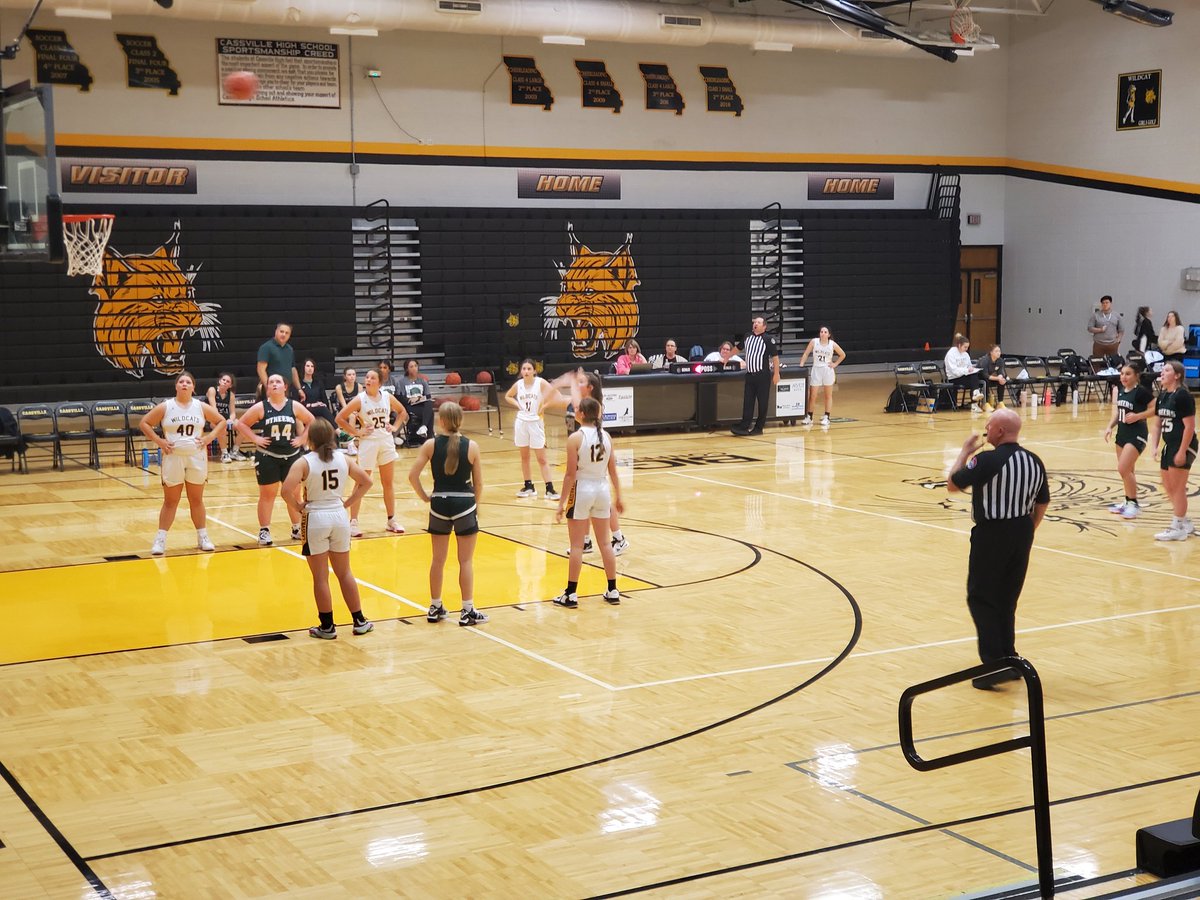 That's a win for the JV Lady Mountaineers! 39-30 over Cassville. Varsity contest up next!