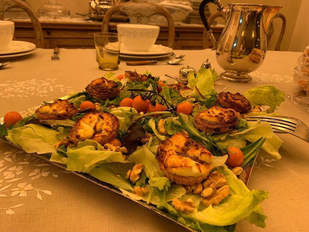 cuisine85's tweet photo. “Le péché, c'est comme la vertu ; il ne faut pas en abuser.” https://t.co/hJXJ0ldDju