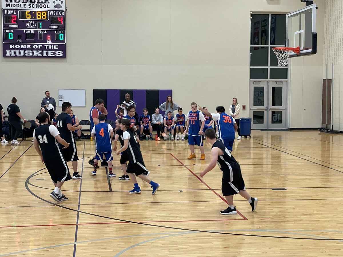 Special Olympics “Pack the Gym” Night! Cheering for our Flying Tigers and their coach, Bower’s Ms G, and the Downers Grove athletes! A great great night! #BowerPride #YourCommunitySchools